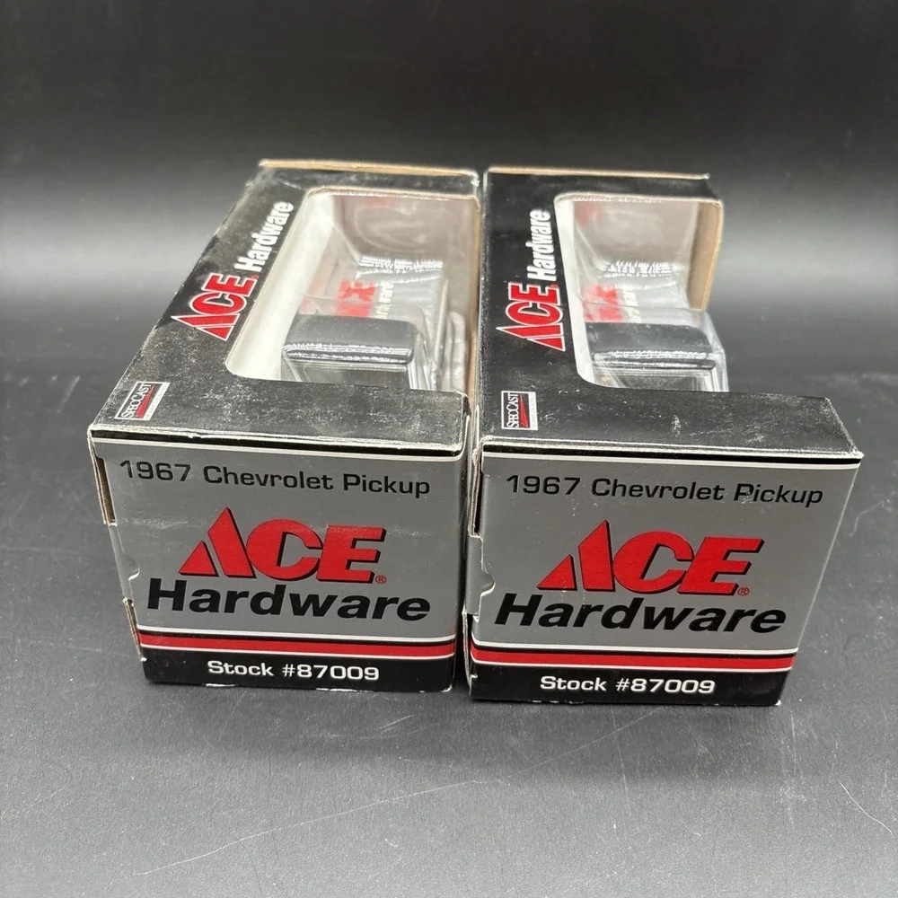 Spec Cast ACE Hardware White Pickup Truck Die Cast Collectable Lot of 2 NIB 1:25